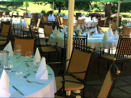 照片: Parkrestaurant im Hofgut Winnerod